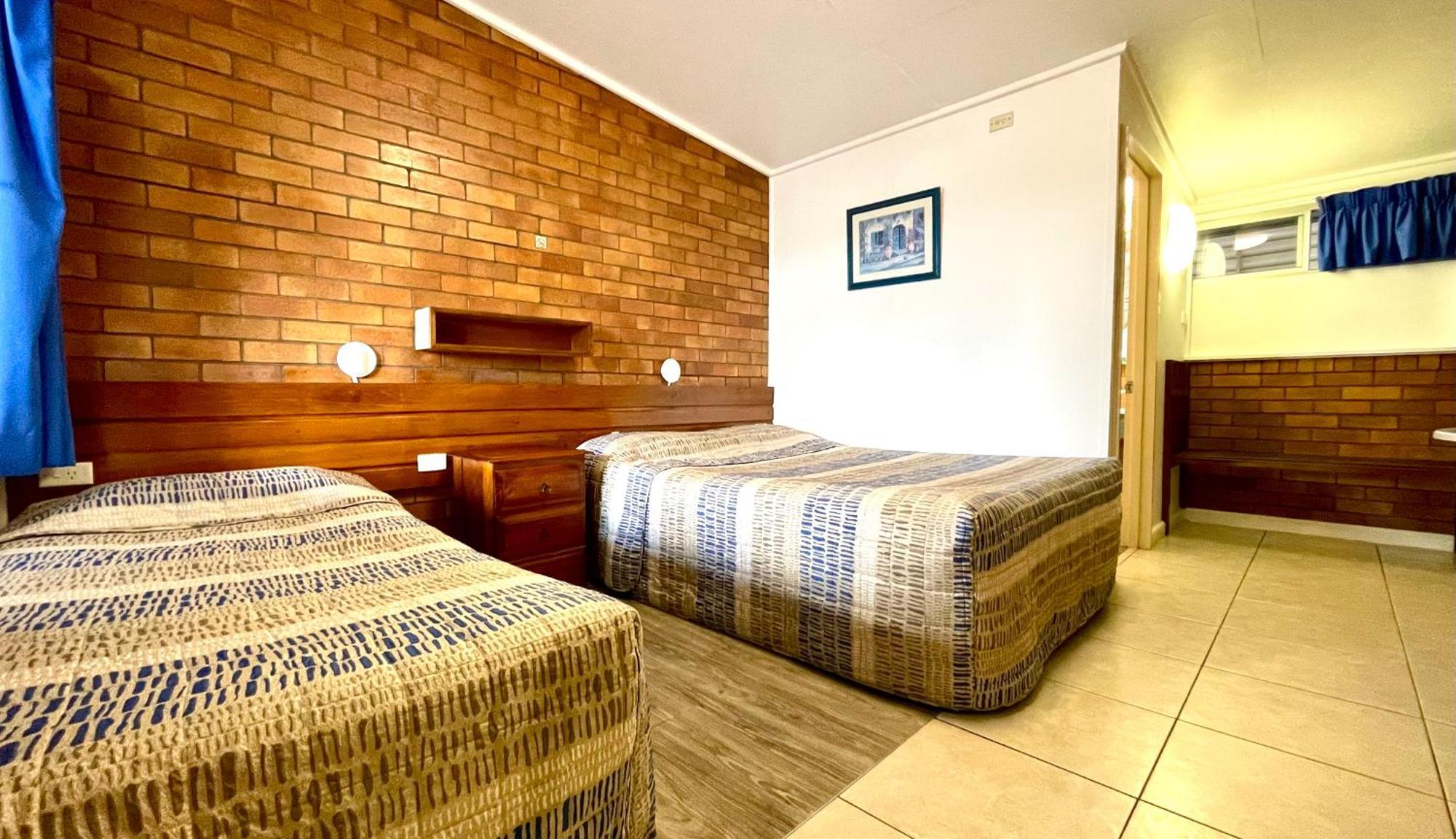 Motel Myall Dalby Extérieur photo