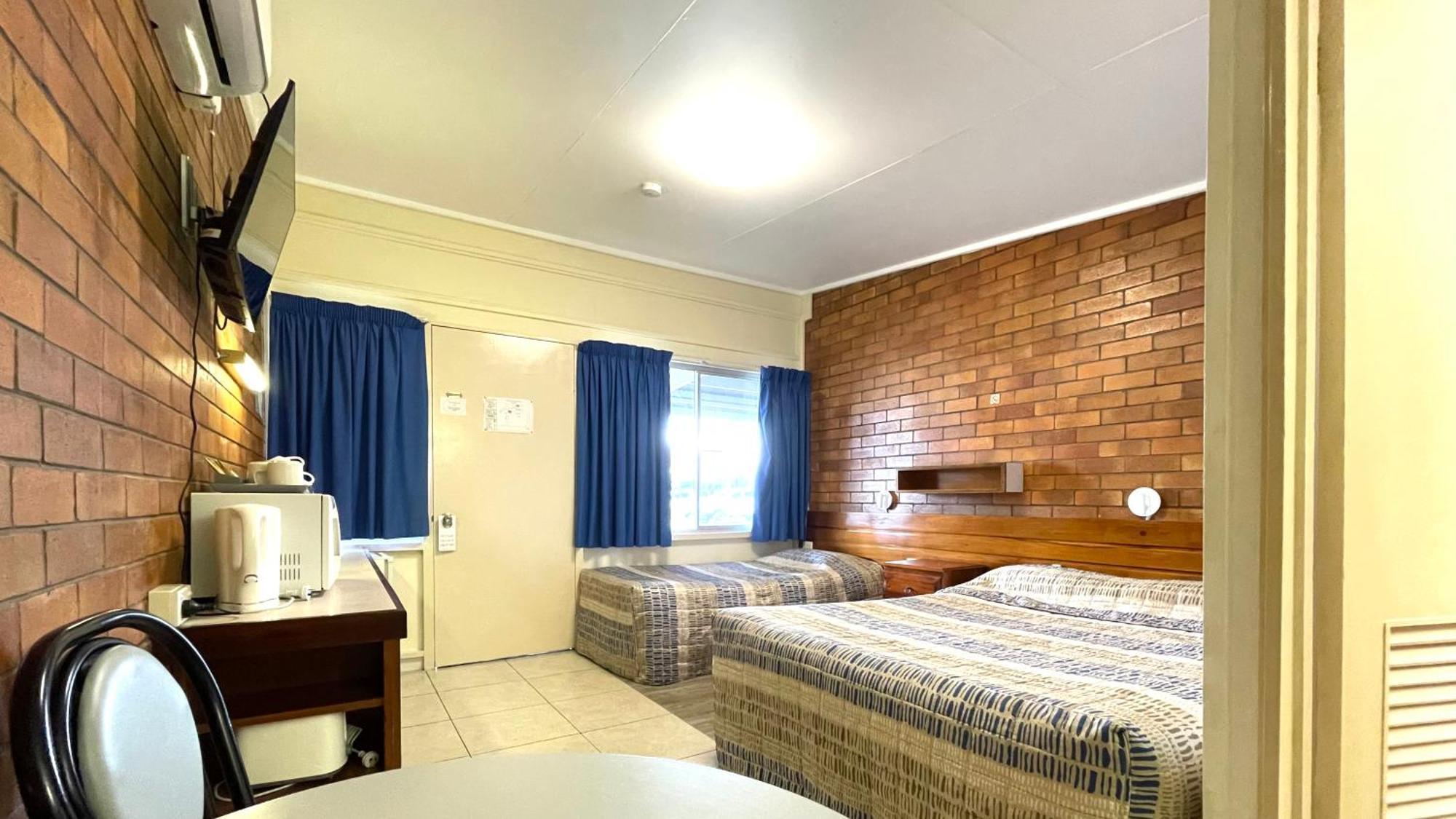 Motel Myall Dalby Extérieur photo