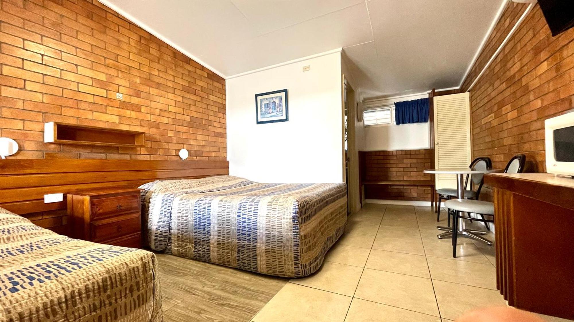 Motel Myall Dalby Extérieur photo